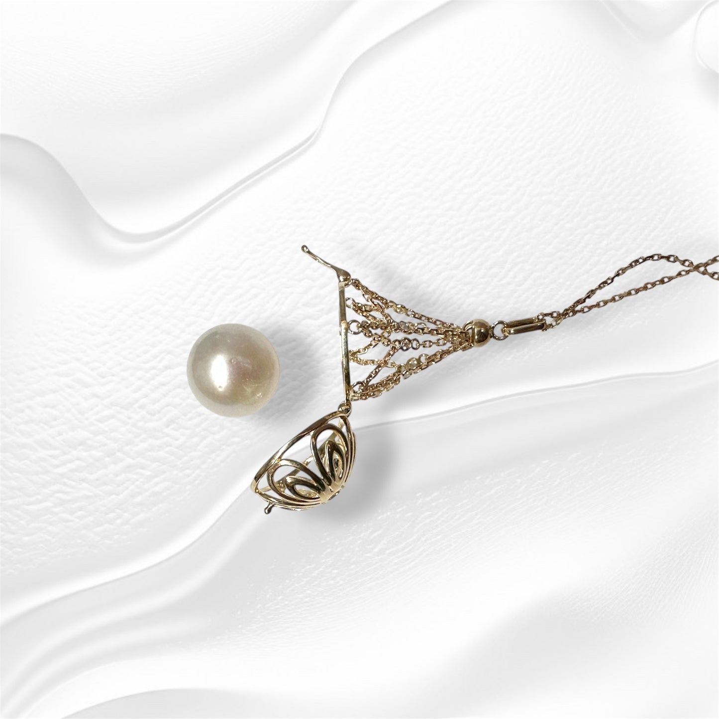 Love in Paris 14ct Rose Gold Diamond Lavalier Necklace