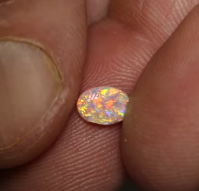 Loose 0.52ct Lighting Ridge Crystal Opal