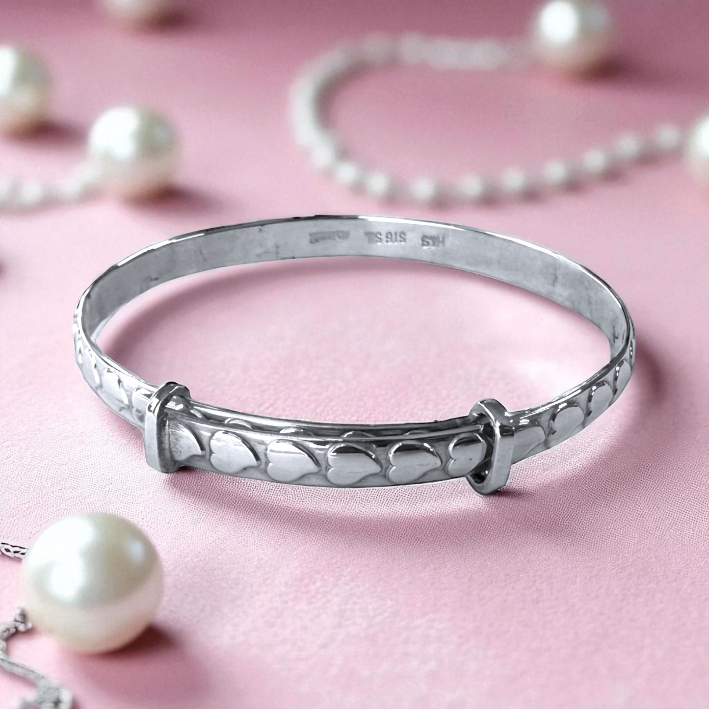 Sterling silver stg baby childrens expandable bangle bracelet with hearts 