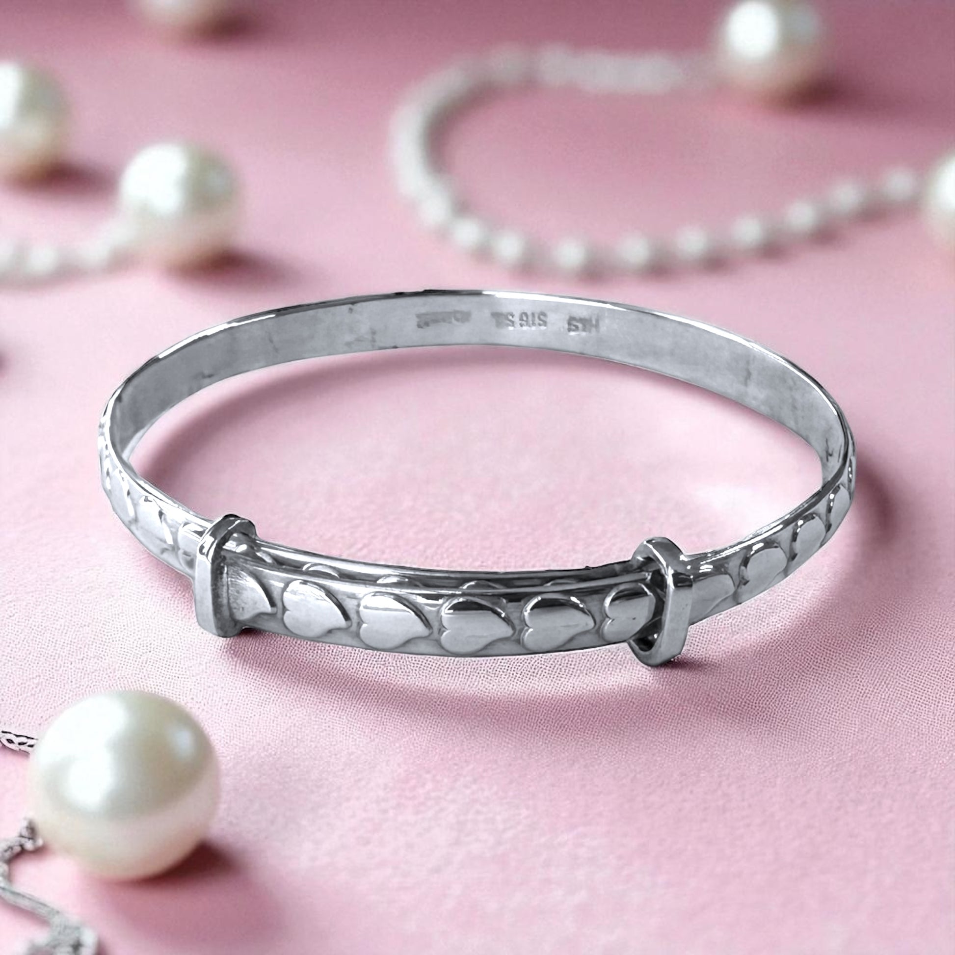 Sterling silver stg baby childrens expandable bangle bracelet with hearts 